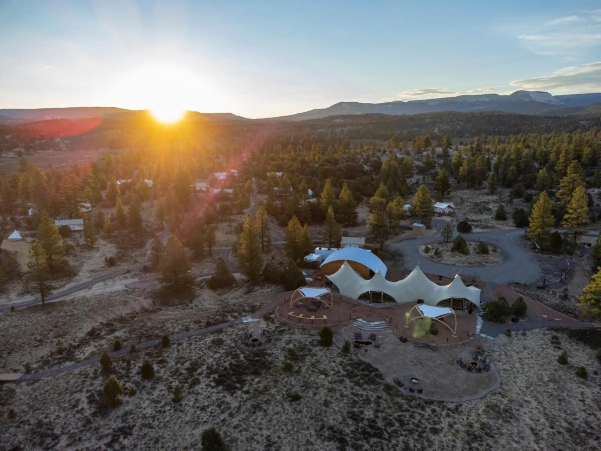 Under Canvas Bryce Canyon Luxury tent *